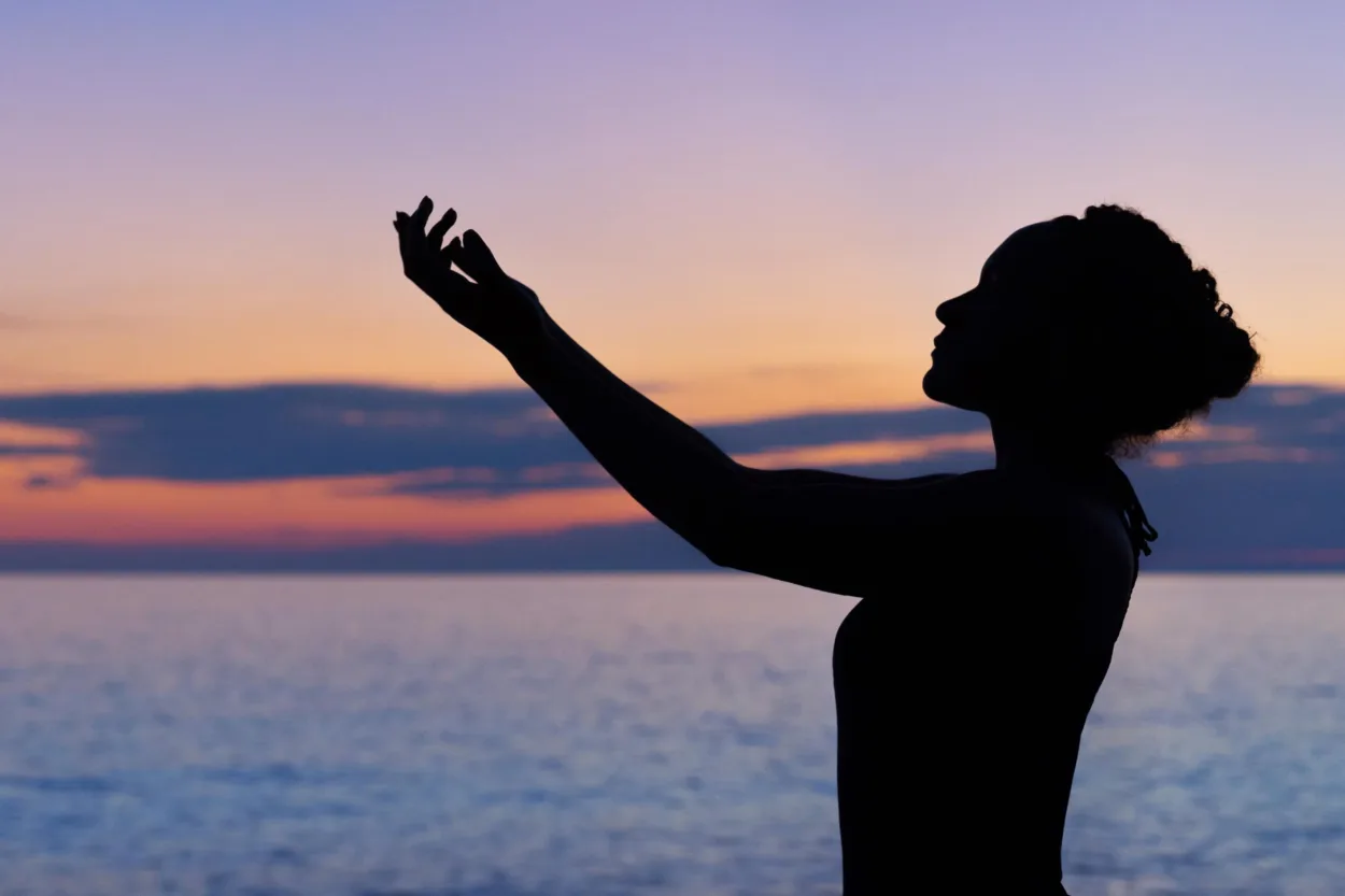 woman relaxing on ocean
