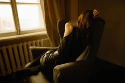 A woman with Imposter Syndrome feels like a fraud